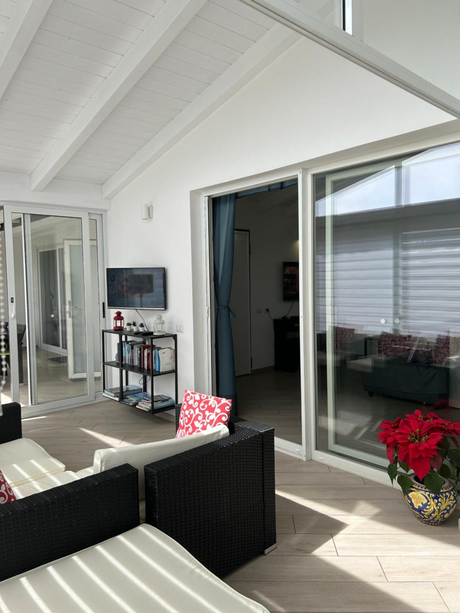 Appartement Attico Jasmin à Quartu SantʼElena Extérieur photo